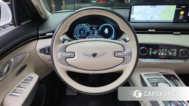 Genesis GV70 2023 Белый из Кореи, фото 4