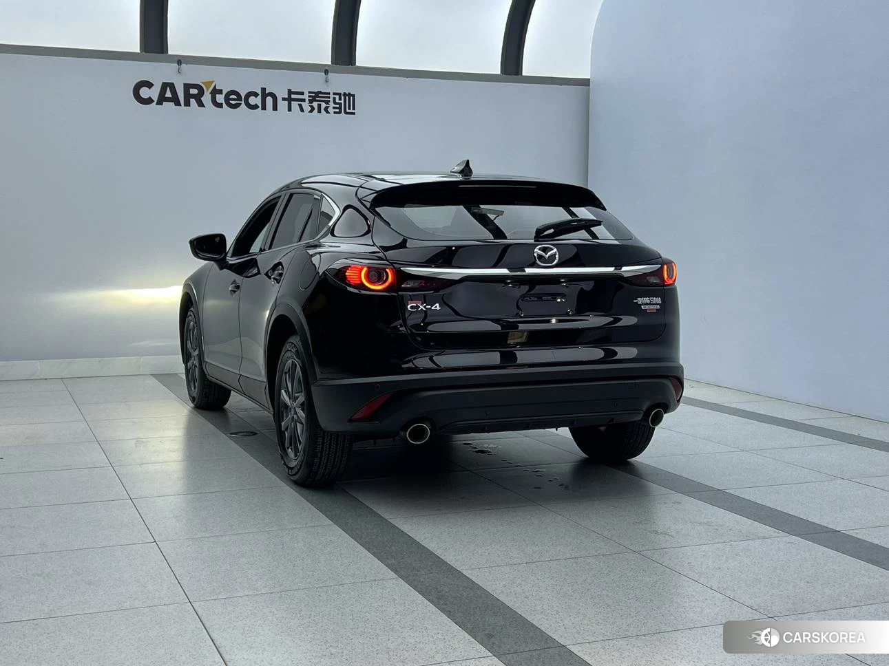Mazda CX-4 2020 Черный из Китая, фото 4