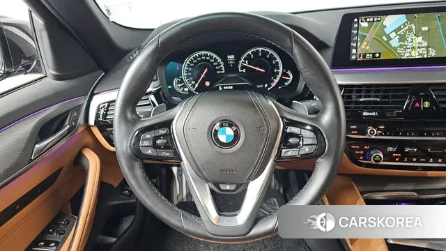 BMW 5 Series (G30) 2018 Черный из Кореи, фото 4