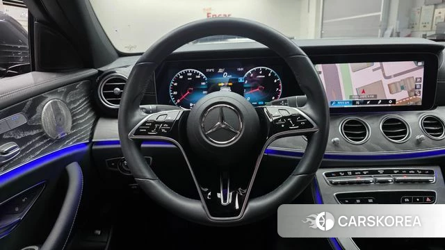 Mercedes-Benz E-Class W213 2022 Серый из Кореи, фото 4
