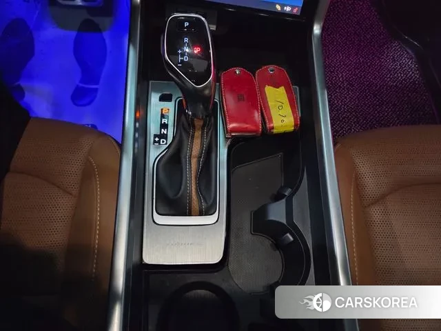 Ssangyong Torres 2022 Красный из Кореи, фото 4