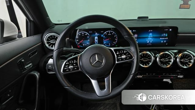 Mercedes-Benz A-Class W177 2021 Белый из Кореи, фото 4