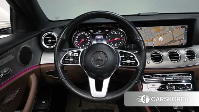 Mercedes-Benz E-Class W213 2018 Белый из Кореи, фото 4