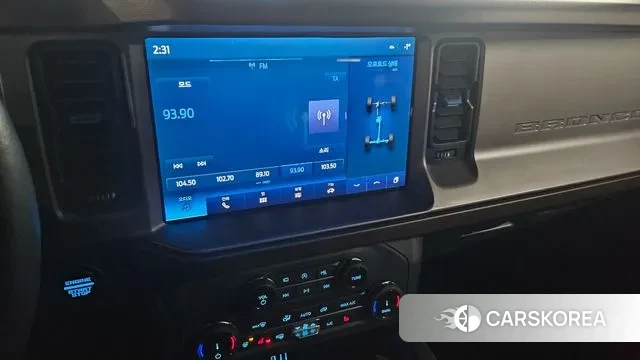 Ford Bronco 6th Generation 2022 Жемчужный цвет из Кореи, фото 4