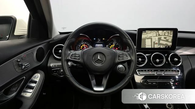Mercedes-Benz C-Class W205 2018 Белый из Кореи, фото 4