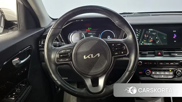 Kia Niro EV 2021 Серебряный из Кореи, фото 4