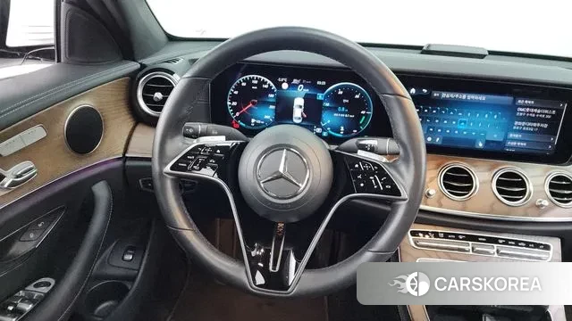 Mercedes-Benz E-Class W213 2020 Белый из Кореи, фото 4