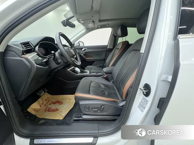 Audi Q3 2021 Белый из Китая, фото 4