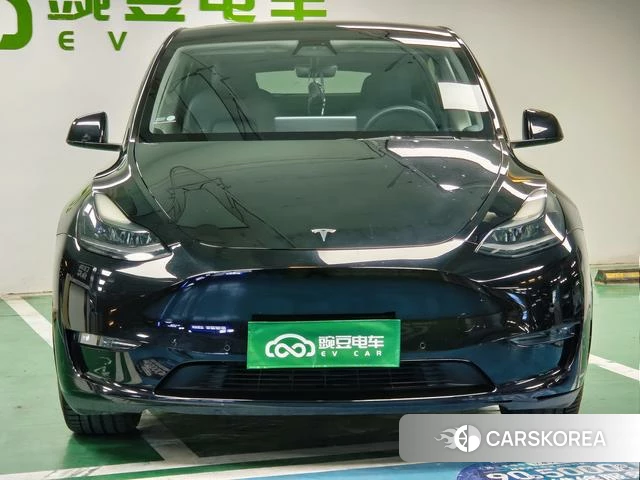 Tesla Model Y 2021 Черный из Китая, фото 4