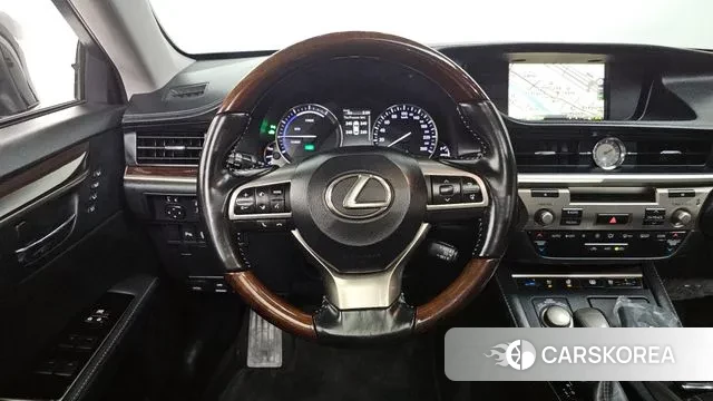 Lexus New ES300h 2018 Черный из Кореи, фото 4