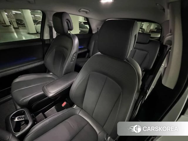 Hyundai Ionic 5 2021 Серебристо-серый из Кореи, фото 4
