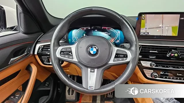 BMW 5 Series (G30) id 3110987 из Кореи 4