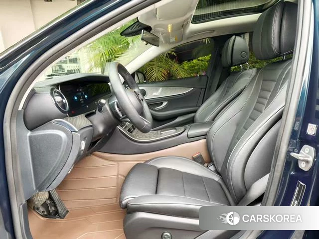 Mercedes-Benz E-class id 4220609 из Китая 4