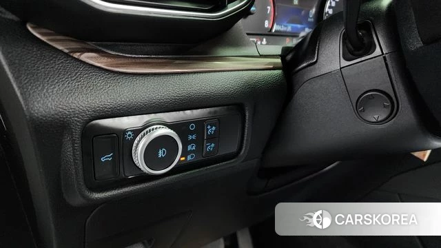 Ford Explorer 6th Generation 2020 Белый из Кореи, фото 4