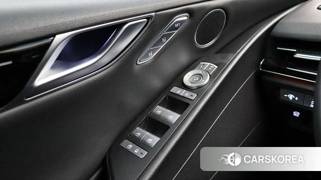 Genesis G80 (RG3) 2021 Серебристо-серый из Кореи, фото 4