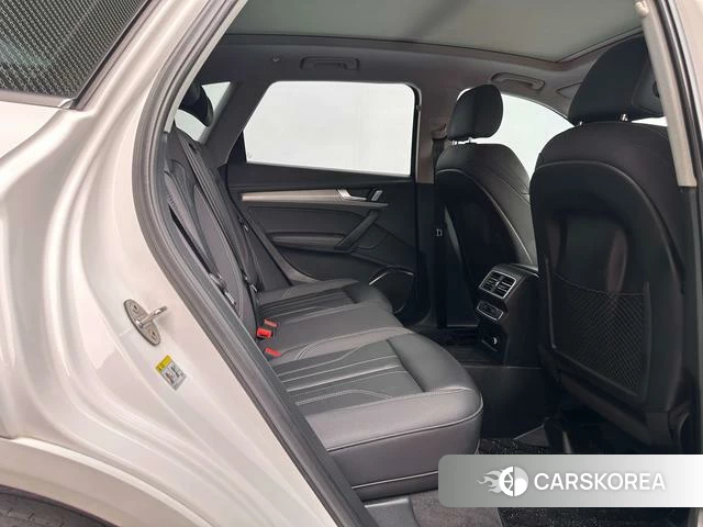 Audi Q5L 2023 Белый из Китая, фото 4