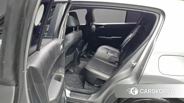 Kia Sportage The Bold 2020 Серебристо-серый из Кореи, фото 4