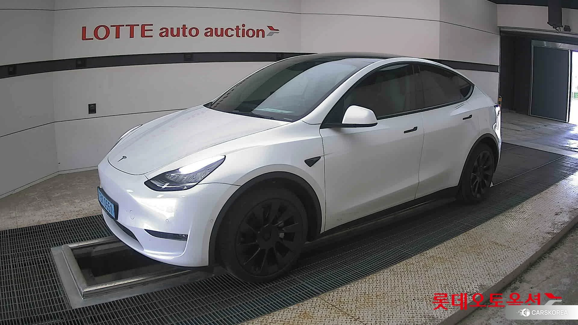 Tesla Model Y Long Range 2022 Pearl White Multi-coat из Кореи, фото 4