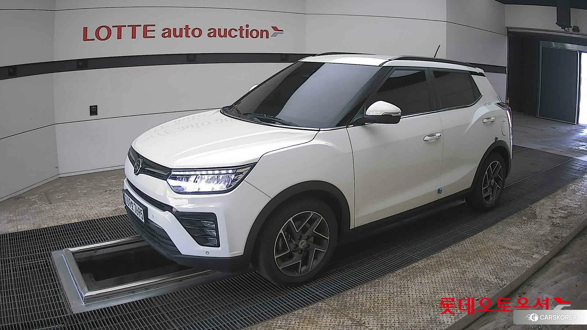SsangYong Tivoli 2022 Grand White из Кореи, фото 4