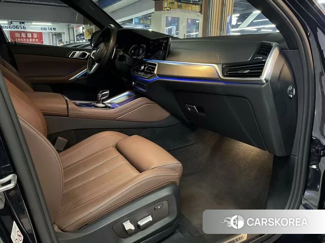 BMW X6 2021 Черный из Китая, фото 4