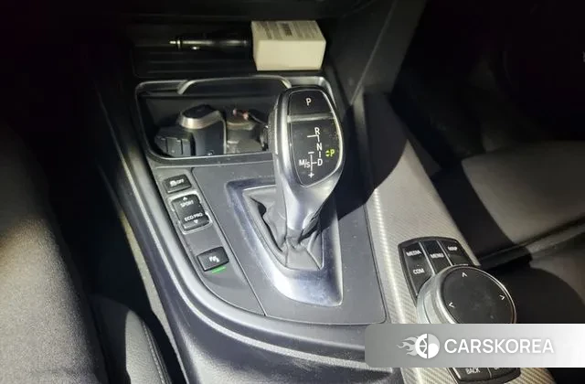 BMW 3 Series (F30) 2018 Белый из Кореи, фото 4