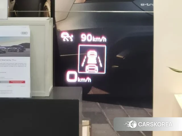 Audi e-Tron GT 2023 Небесно-голубой из Кореи, фото 4