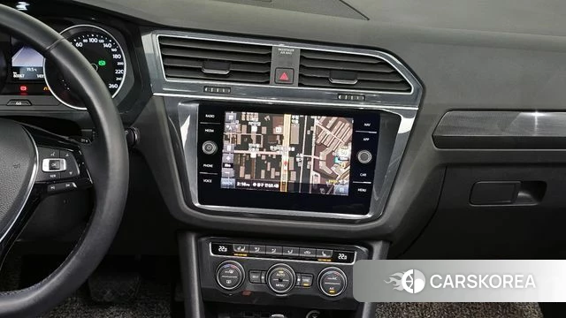 Volkswagen Tiguan second Generation 2020 Серый из Кореи, фото 4