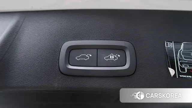 Volvo XC40 2022 Белый из Кореи, фото 4