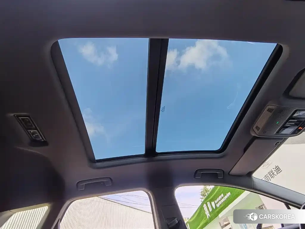 Audi Q4 e-tron 2024 Белый из Китая, фото 4