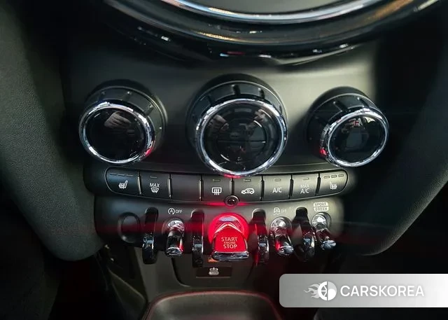 Mini Cooper 2020 Светло-серебряный цвет из Кореи, фото 4