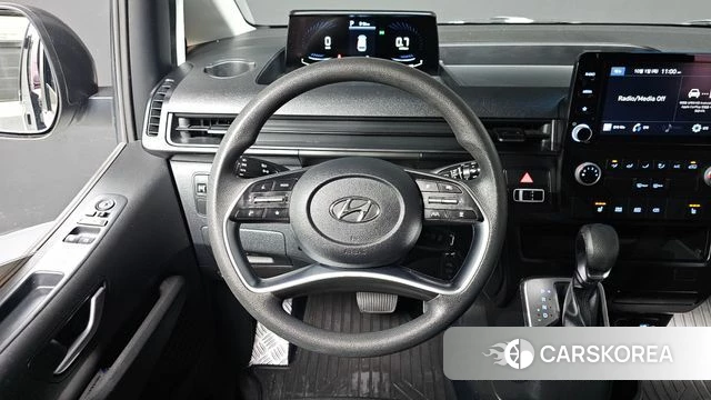 Hyundai Staria 2022 Белый из Кореи, фото 4