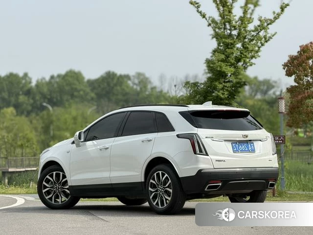 Cadillac XT5 2024 Белый из Китая, фото 4