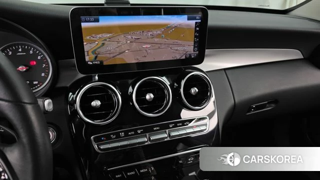 Mercedes-Benz C-Class W205 2019 Белый из Кореи, фото 4