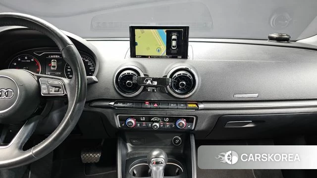 Audi New A3 2018 Белый из Кореи, фото 4