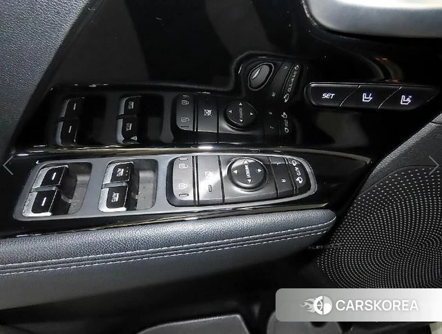 Kia Niro 2018 Белый из Кореи, фото 4