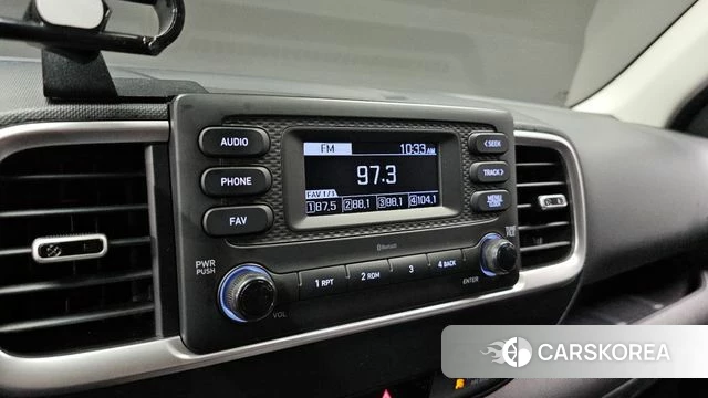 Hyundai Venue 2020 Серебристо-серый из Кореи, фото 4