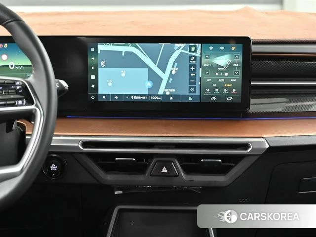 Ssangyong Torres EVX 2024 Белый из Кореи, фото 4