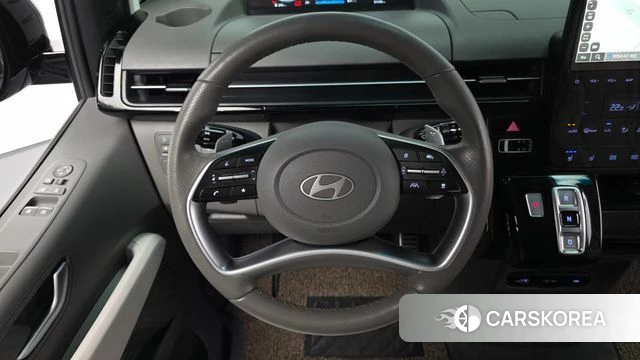 Hyundai Staria 2024 Черный из Кореи, фото 4