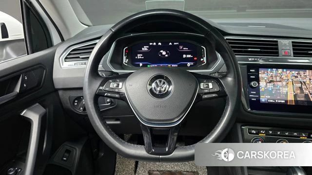 Volkswagen Tiguan second Generation 2020 Белый из Кореи, фото 4