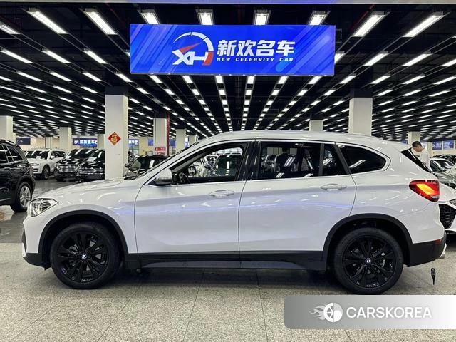 BMW X1 2021 Белый из Китая, фото 4