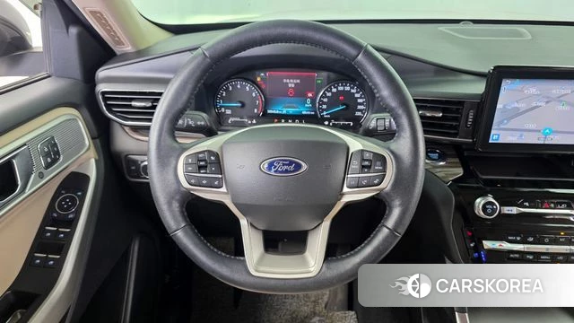 Ford Explorer 6th Generation 2022 Белый из Кореи, фото 4