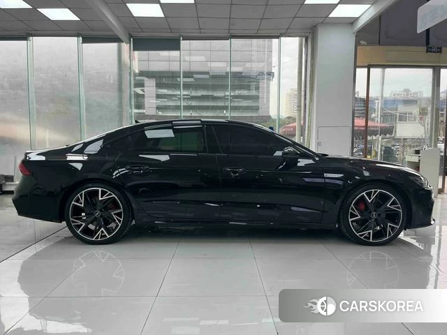 Audi A7L 2024 Черный из Китая, фото 4