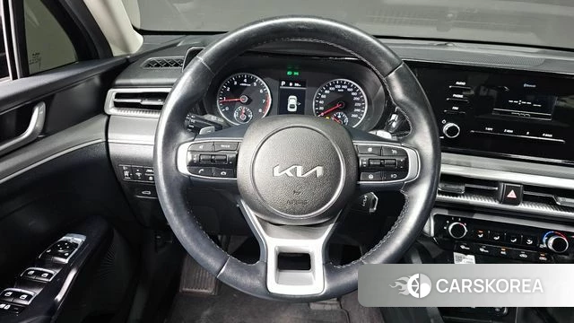 Kia K5 3rd generation 2023 Черный из Кореи, фото 4