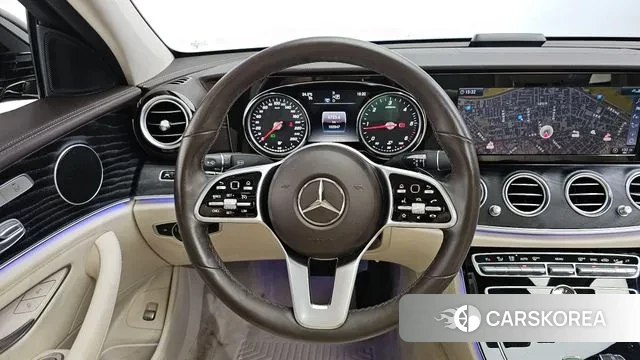 Mercedes-Benz E-Class W213 2020 Черный из Кореи, фото 4