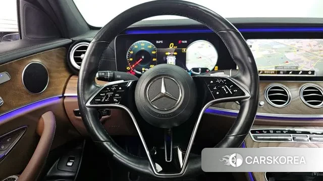 Mercedes-Benz E-Class W213 2021 Белый из Кореи, фото 4