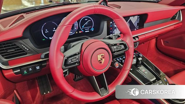 Porsche 911(992) 2025 Серебряный из Кореи, фото 4