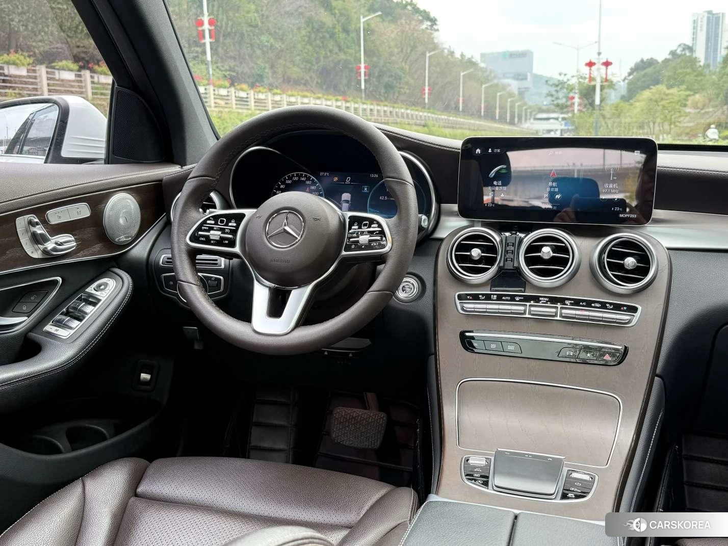 Mercedes-Benz GLC 2020 Белый из Китая, фото 4