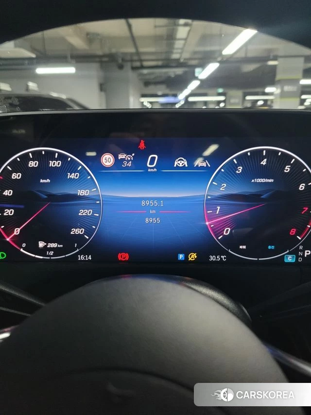 Mercedes-Benz E-Class W214 2024 Черный из Кореи, фото 4