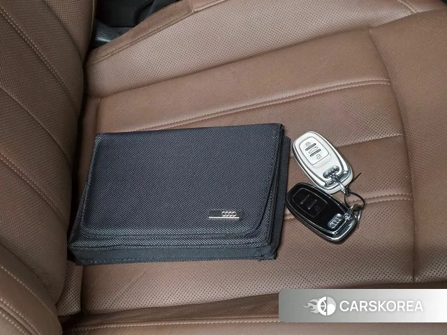 Audi New A6 2018 Светло-серебряный цвет из Кореи, фото 4