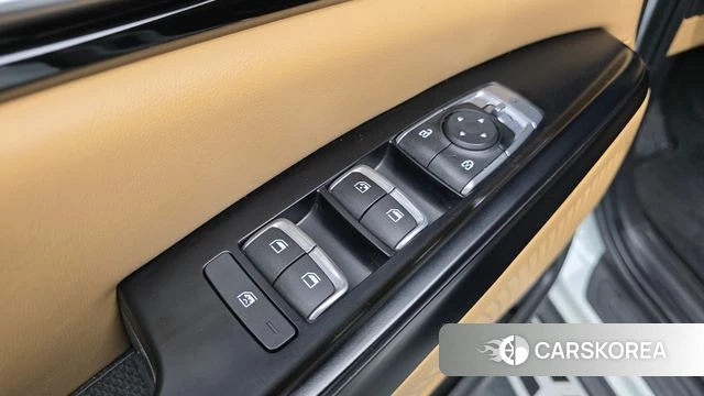 Kia Carnival 4th generation 2022 Белый из Кореи, фото 4